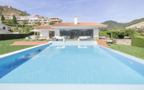 Villa Zezere Lago - Modern 4 Bedroom Villa - Walking Distance to Castelo de Bode Lake - Stunnin